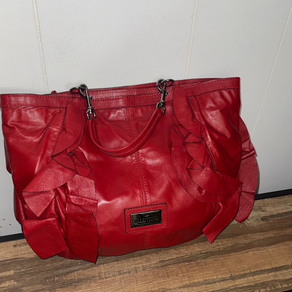 Valentino Garavani Red Ruffle Tote - Picture 2 of 7